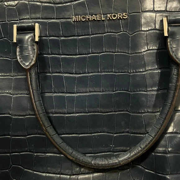 Michael Kors Dark Blue Croc-Embossed Bag and Wallet - Picture 4 of 8